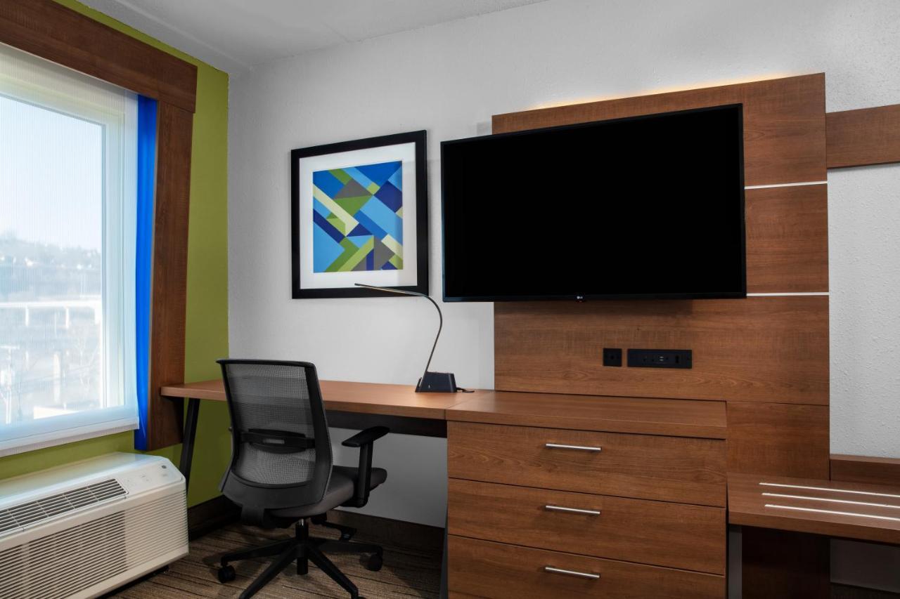 Holiday Inn Express Charleston-Civic Center By Ihg Kültér fotó